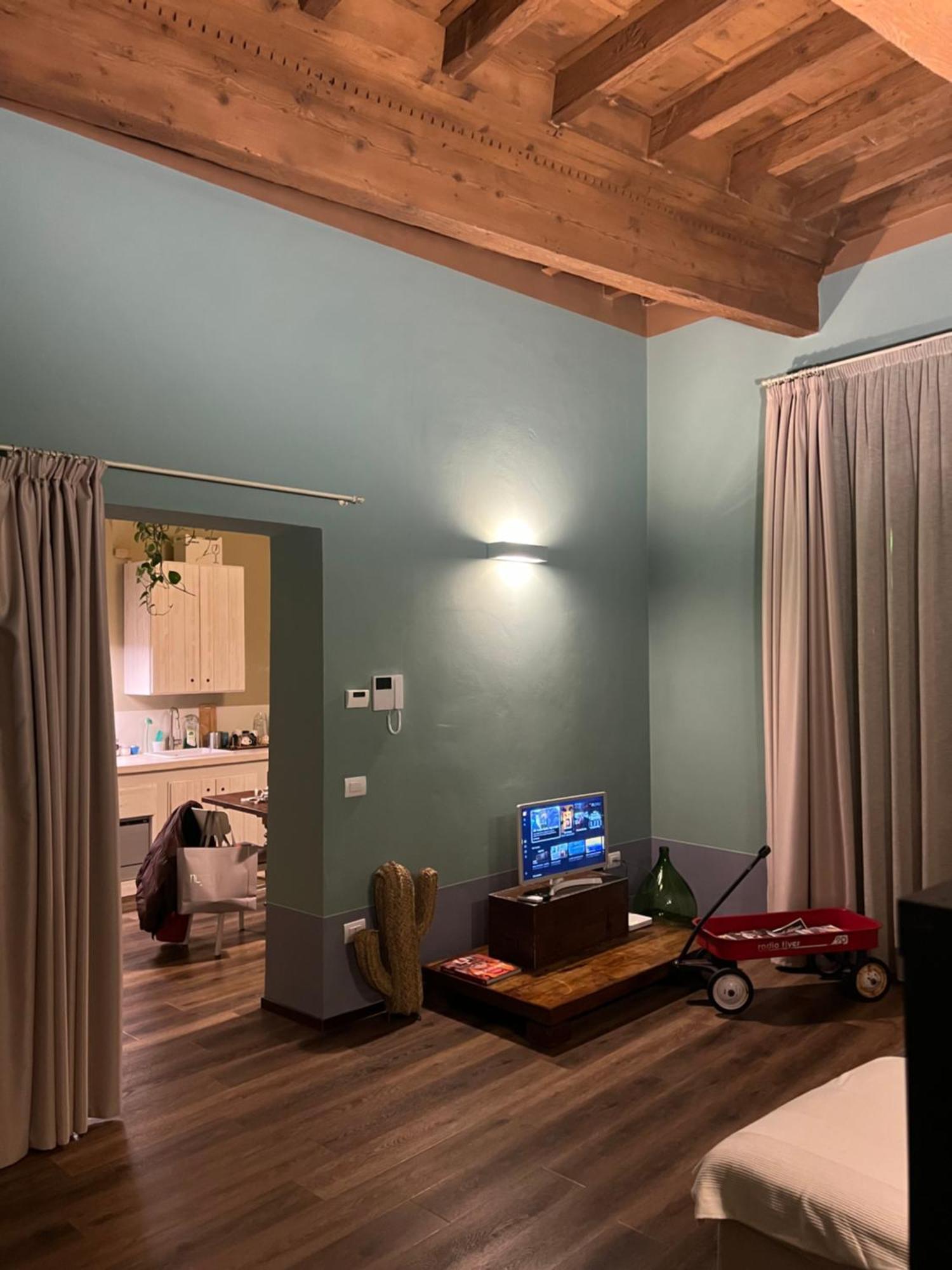 Casa Asja: Cromatismo In Centro Storico Διαμέρισμα Τσεζένα Εξωτερικό φωτογραφία